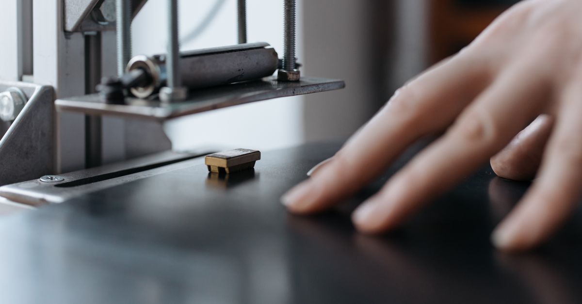 car key cutting machine — Livingston Locksmith Inc